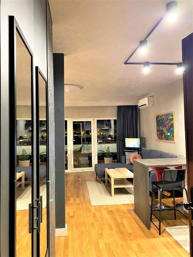 Danube View Artapartment With Balcony بودابست المظهر الخارجي الصورة